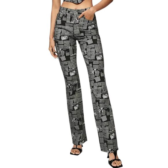 Reformation, High-Rise Bootcut Jean ‘Peyton' Zine Newspaper Print, Black Size 26 - Picture 1 of 17